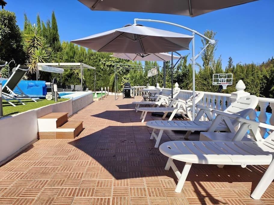 Villa Terracota, Lujo En Granada Y Sierra Nevada Eksteriør billede